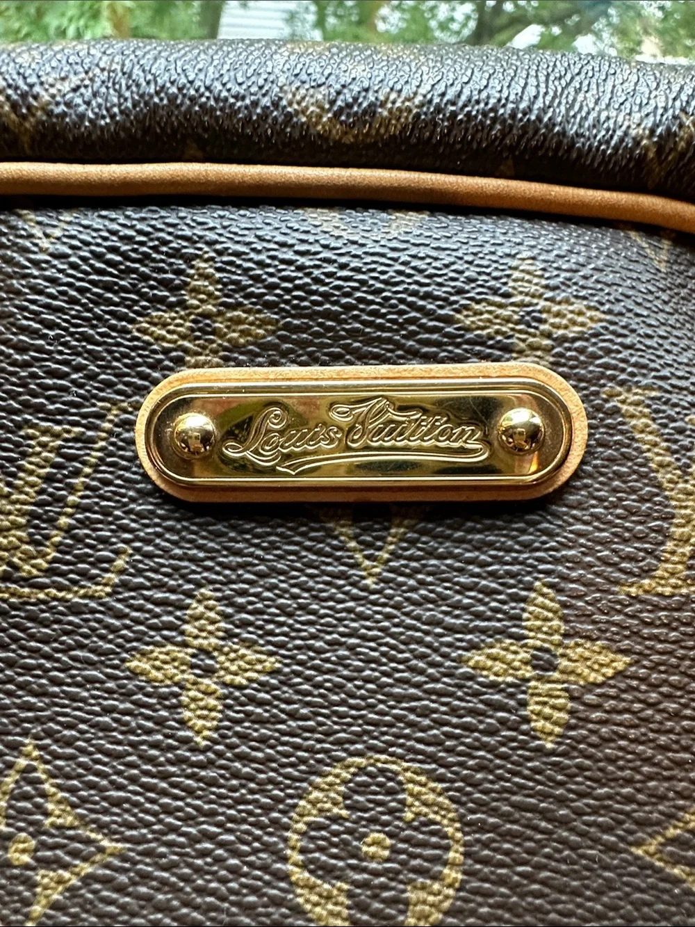 LOUIS VUITTON Montorgueil GM Shoulder Bag Purse Monogram Brown with Lock